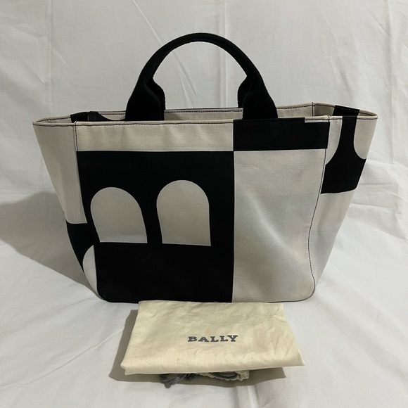💥WEEKEND SALE💥 
Authentic Bally hand bag - Picture 2 of 12